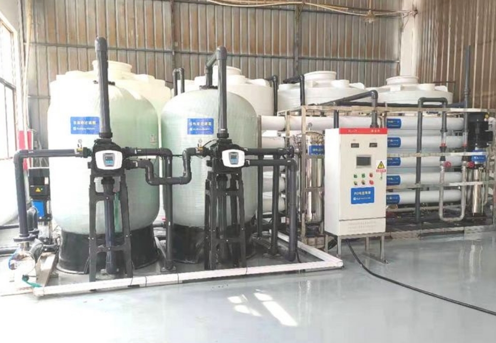 ����͸��ˮ�豸